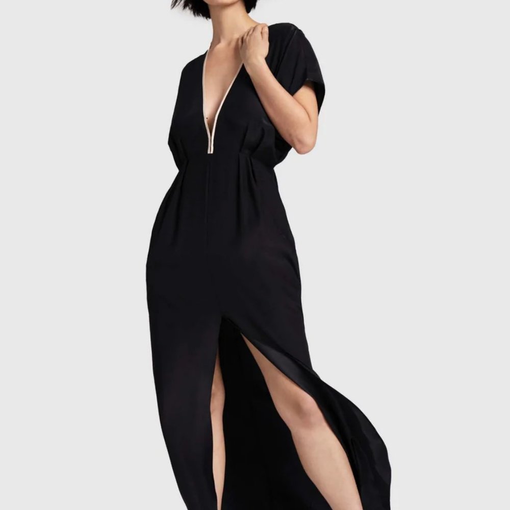 New KIKI DE MONTPARNASSE Luxury Silk- V DRESS MAXI - Black - Medium